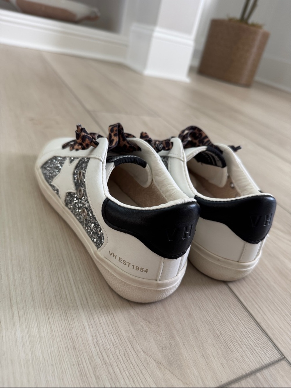 Vintage Havana Sneakers with Silver Glitter Star & Leopard Laces - Picture 5 of 5
